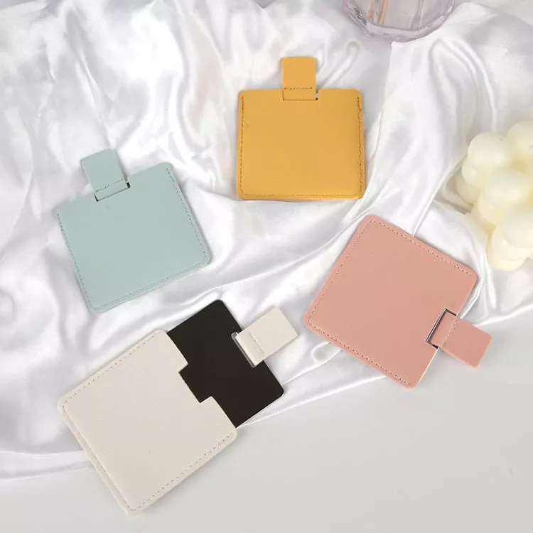 Scáthán Póca Meánmhéide Cárta Creidmheasa