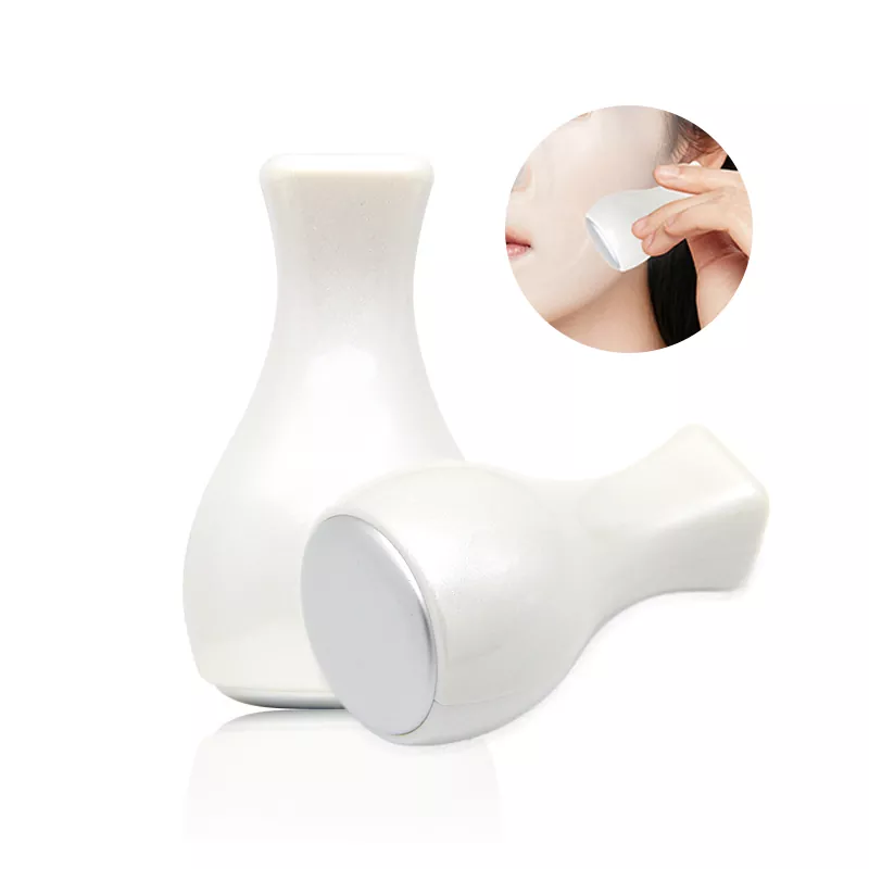 Massagers aghaidhe leictreach